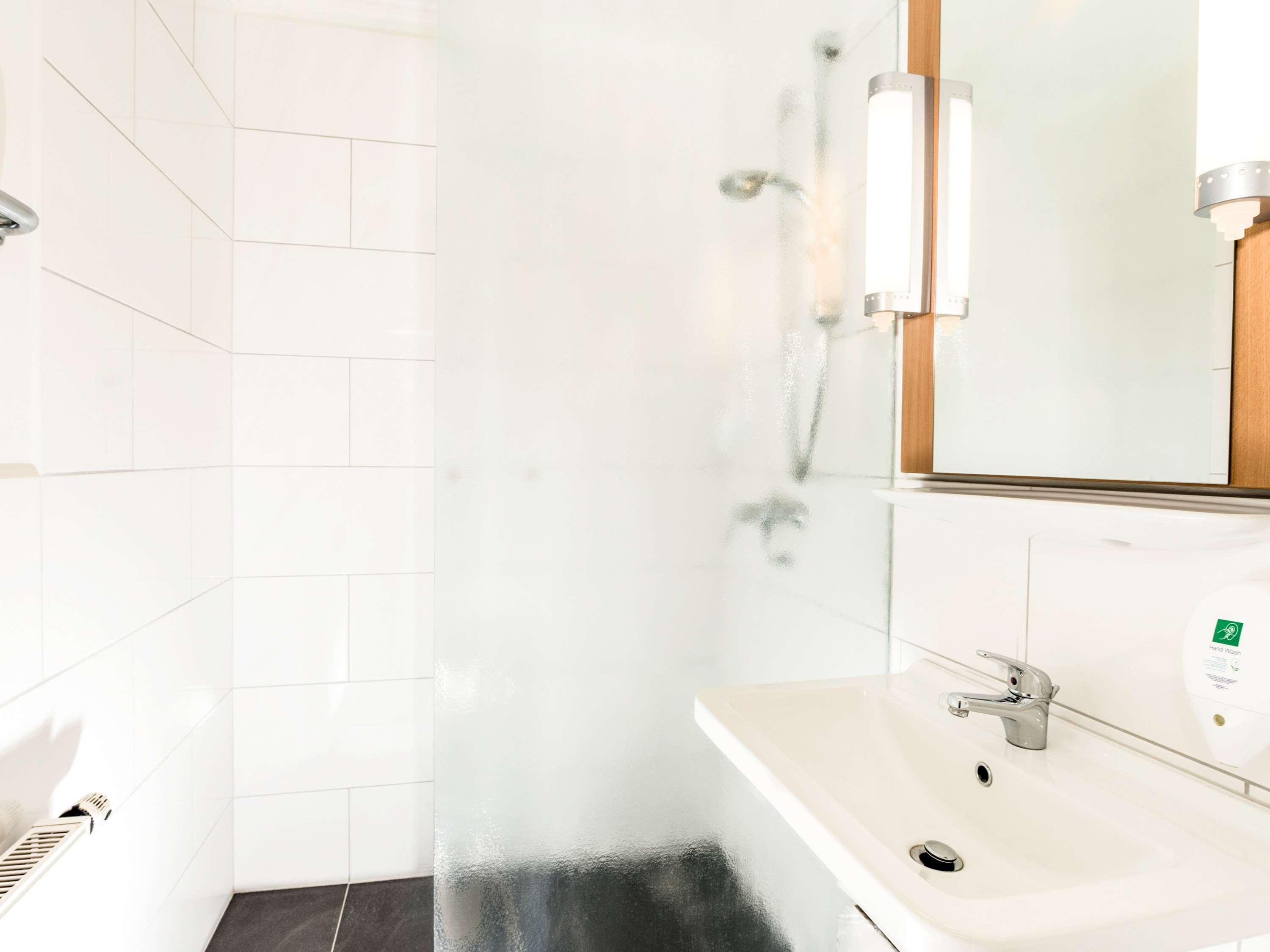 Ibis Hotel Эйзенах Номер фото