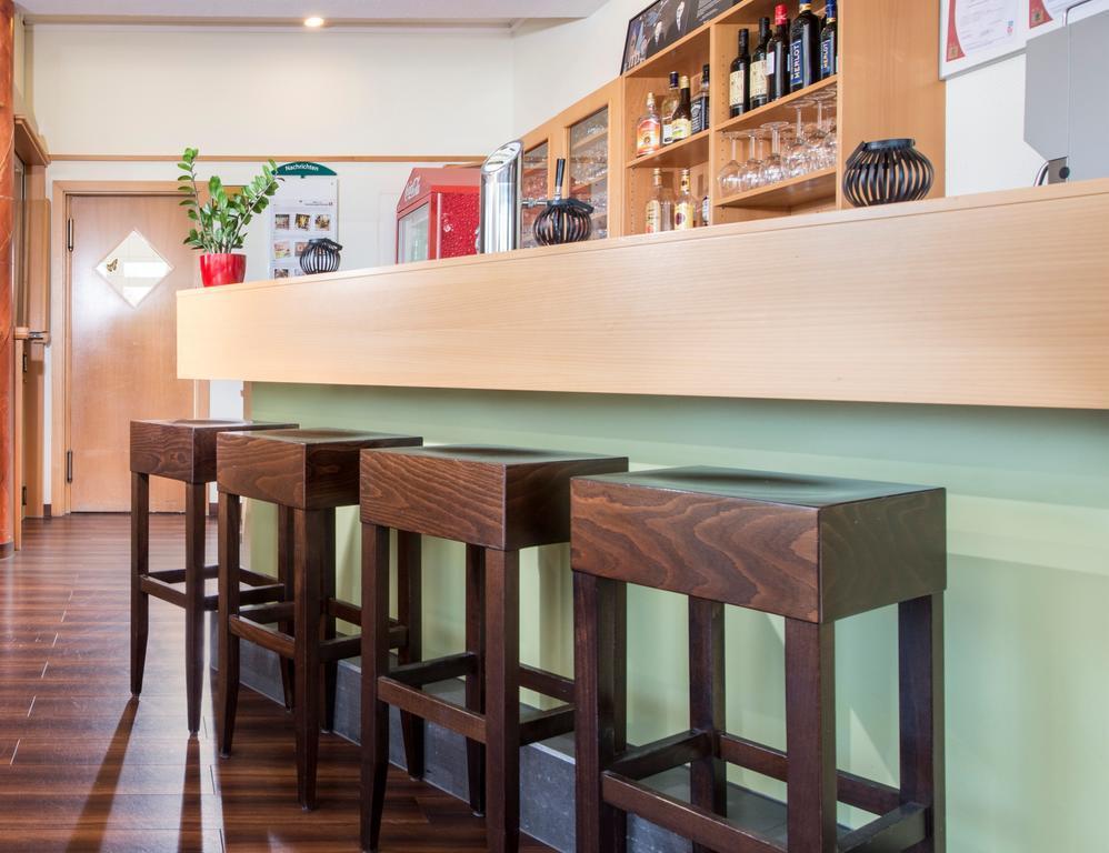 Ibis Hotel Эйзенах Экстерьер фото