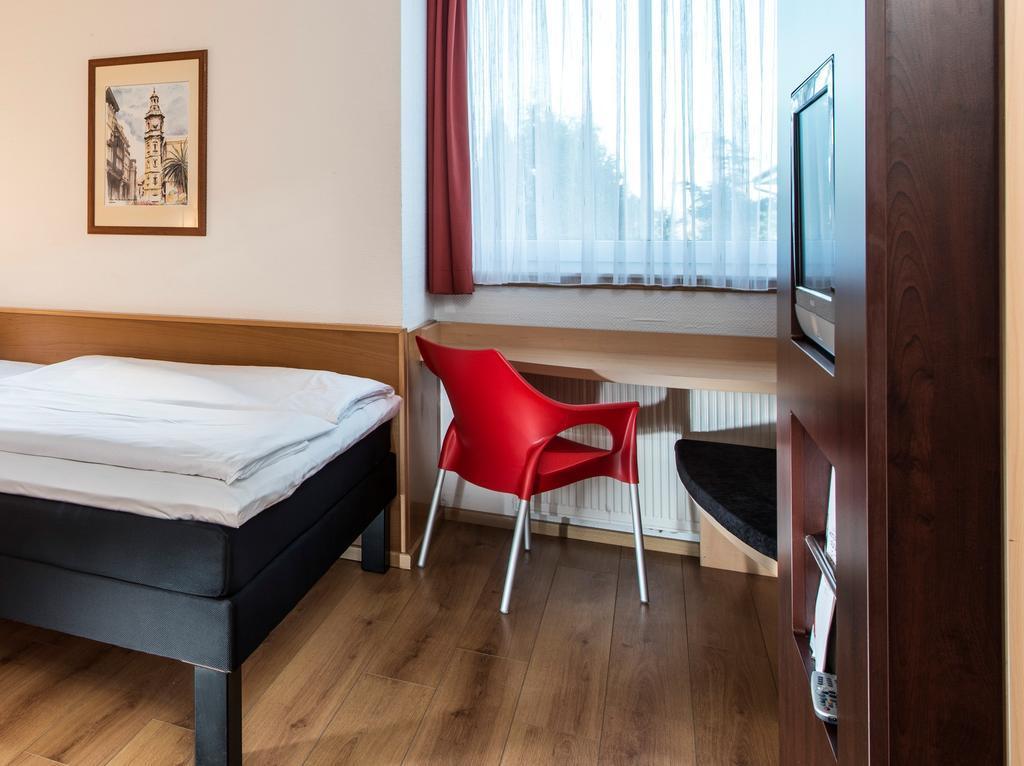 Ibis Hotel Эйзенах Номер фото