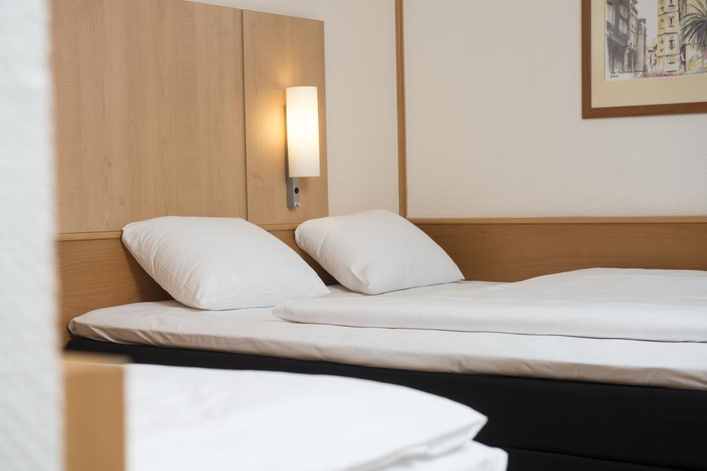 Ibis Hotel Эйзенах Экстерьер фото