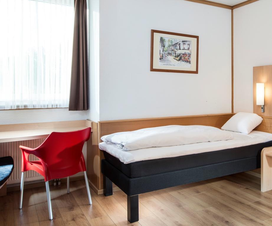 Ibis Hotel Эйзенах Номер фото