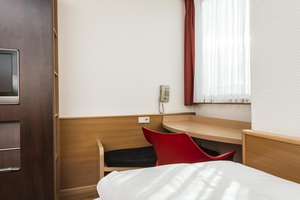 Ibis Hotel Эйзенах Номер фото